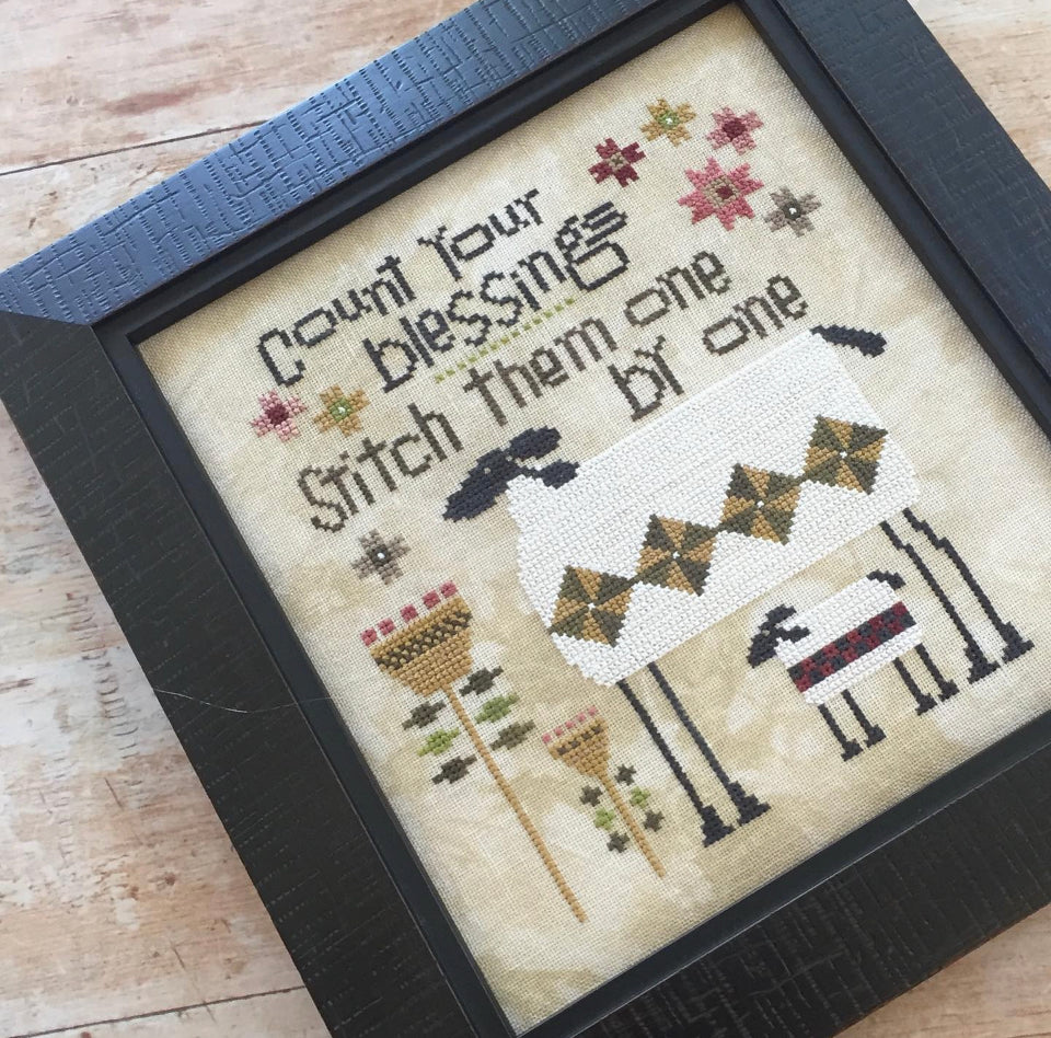 Patchwork Sheep – Heart in Hand Needleart