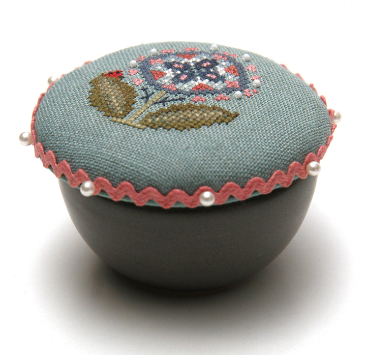 Pocket Round: Flower
