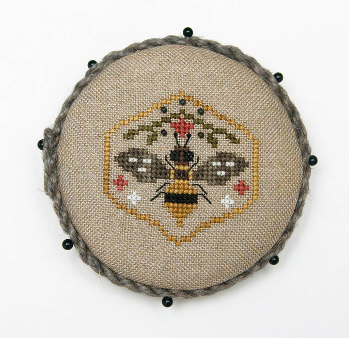 Pocket Round: Bee
